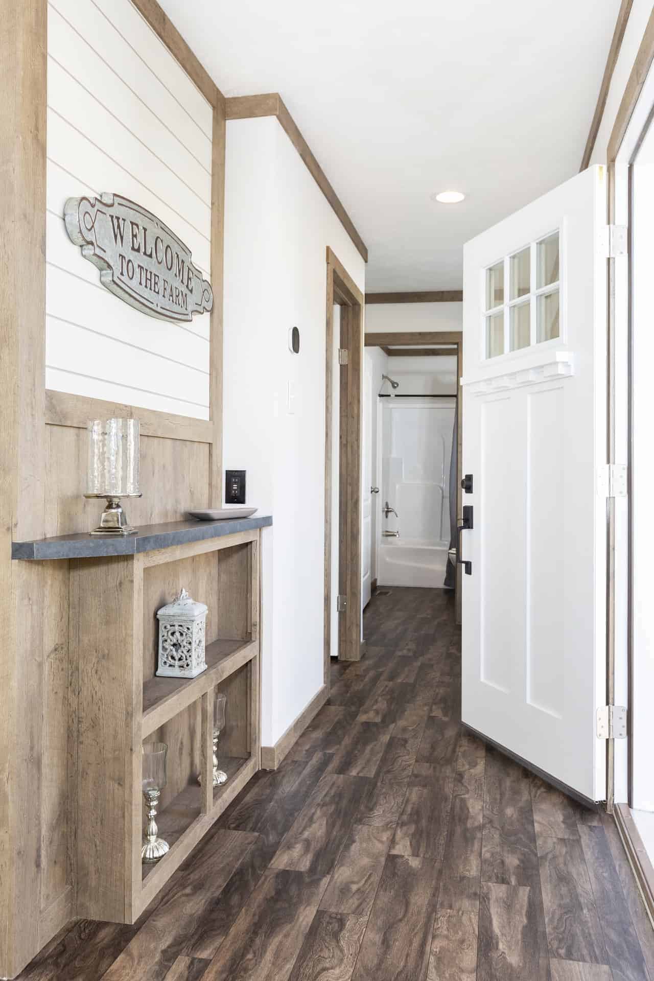 Clayton Annie mobile home hallway