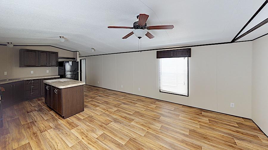 Fleetwood Berkshire 16723b kitchen and living area
