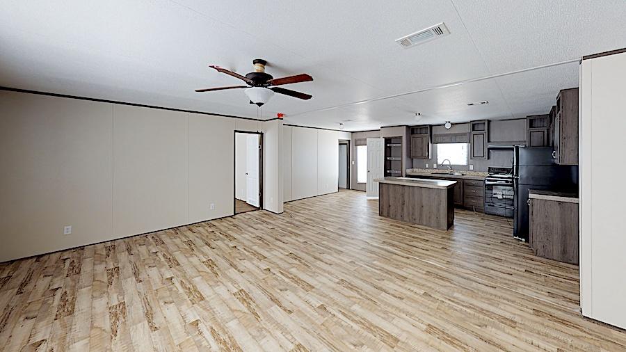 Fleetwood Berkshire 32483B living room and kitchen