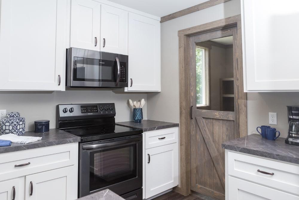 Clayton Aimee 52NXT28563AH Mobile Home - Kitchen 08