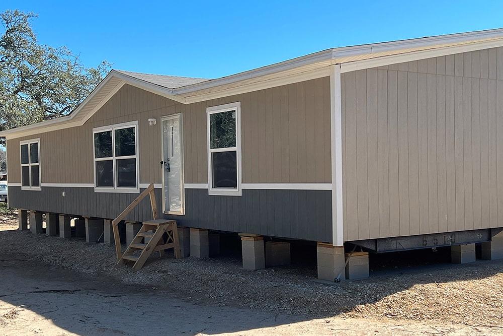 TRU Homes Triumph 1580 Rutledge Dr, Poteet, TX