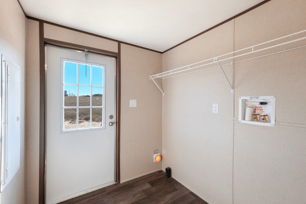 TRU Homes Model Pride Mobile Home Interior Utility View 01 - 4682 Brown Rd, Poteet, TX
