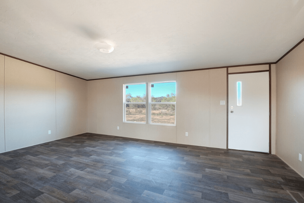 TRU Homes Model Pride Mobile Home Interior Living Space View 04 - 4682 Brown Rd, Poteet, TX
