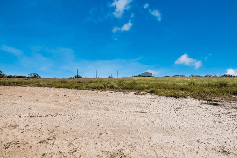TRU Homes Model Pride Mobile Home Exterior Land View 01 - 4682 Brown Rd, Poteet, TX