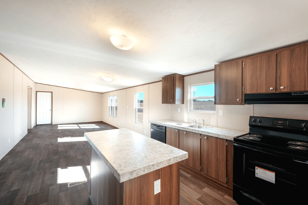 TRU Homes Model Pride Mobile Home Interior Kitchen View 02 - 4682 Brown Rd, Poteet, TX